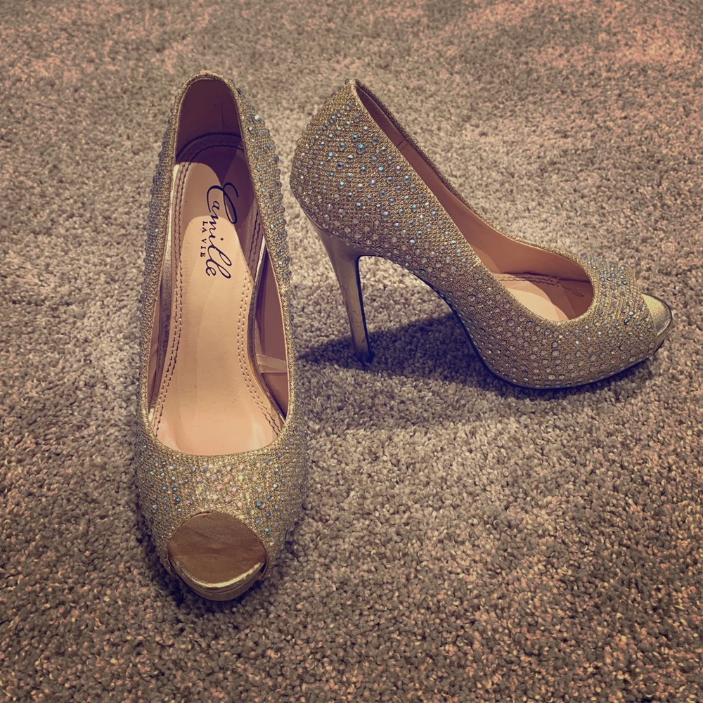 Camille La Vie Gold Pumps